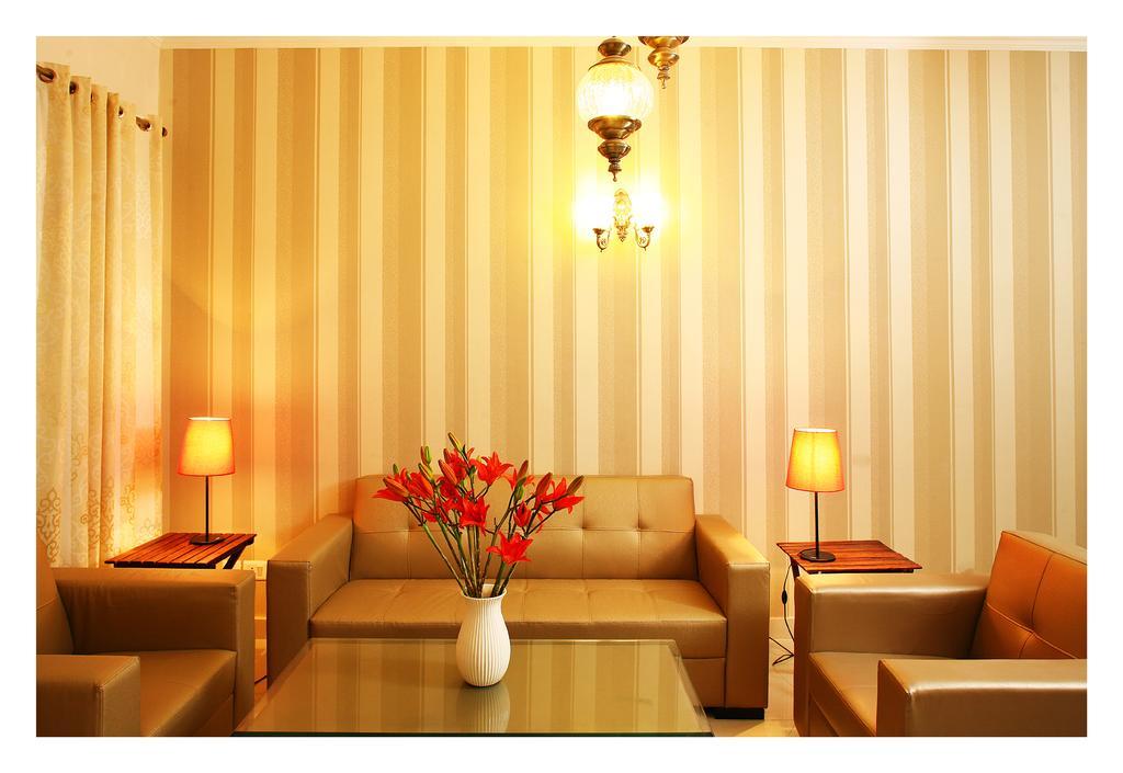 Evergreen 2Bhk Service Apartment Vasant Kunj Fortis Ilbs Nuova Delhi Esterno foto