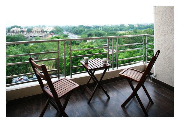 Evergreen 2Bhk Service Apartment Vasant Kunj Fortis Ilbs Nuova Delhi Esterno foto